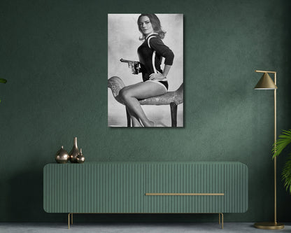 Aki 1967 James Bond Film Wall Decor